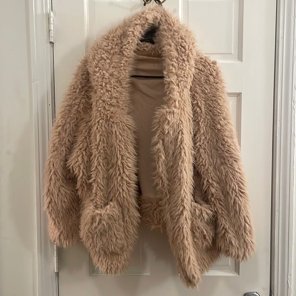 Fluffy Jacket/Cardigan
